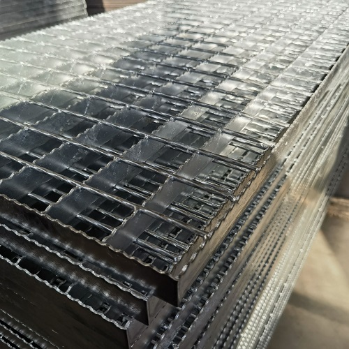 平臺鋼格柵板生命通道的構建指南